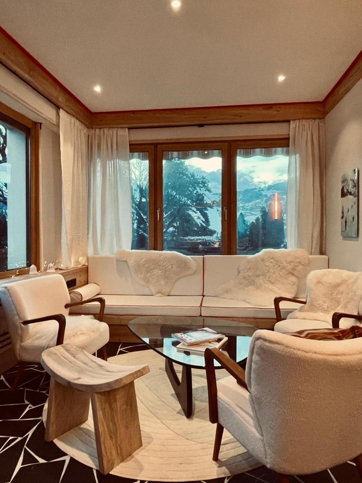Hotel Le Caprice Des Neiges กงบลู ภายนอก รูปภาพ