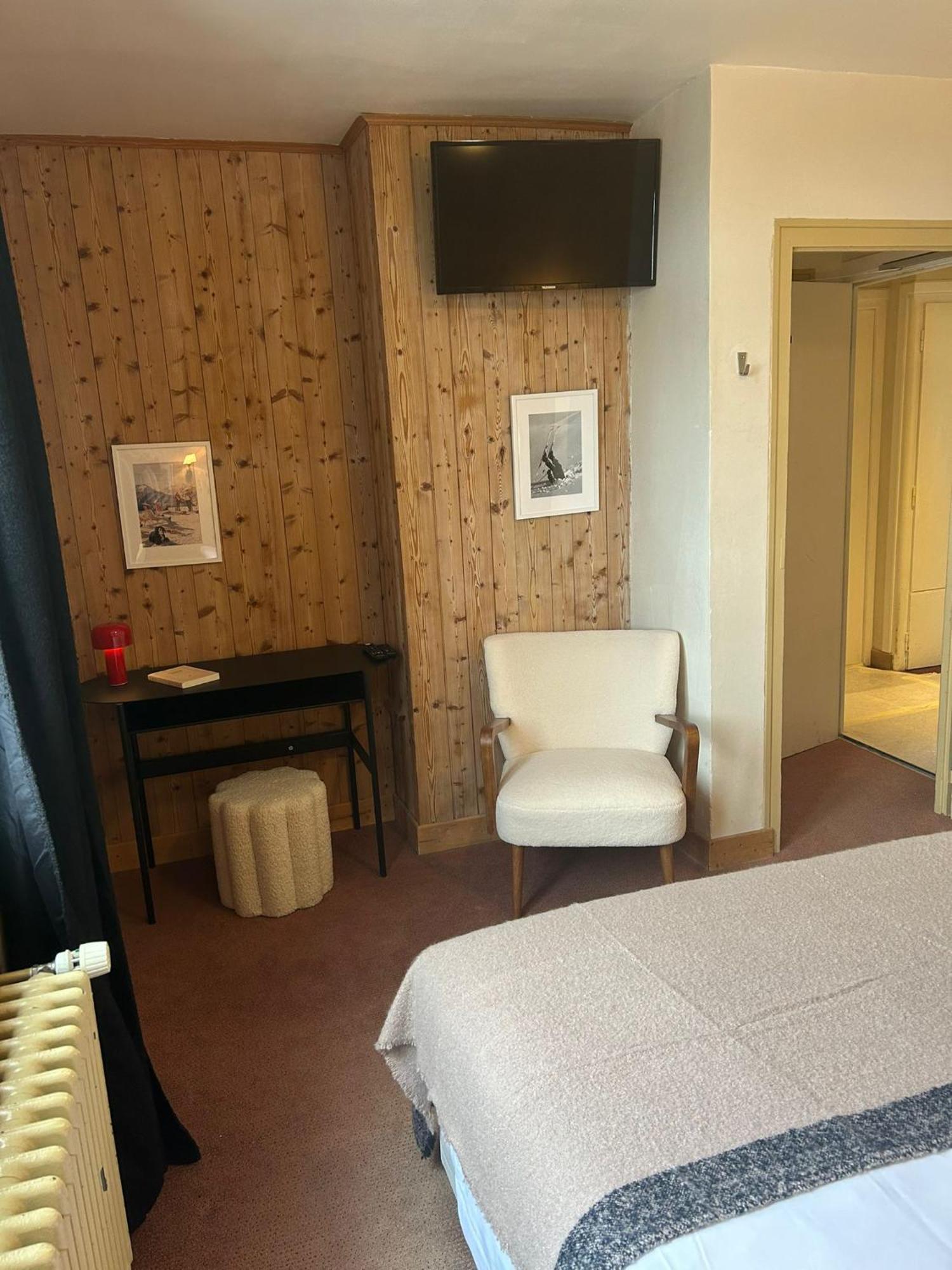 Hotel Le Caprice Des Neiges กงบลู ภายนอก รูปภาพ